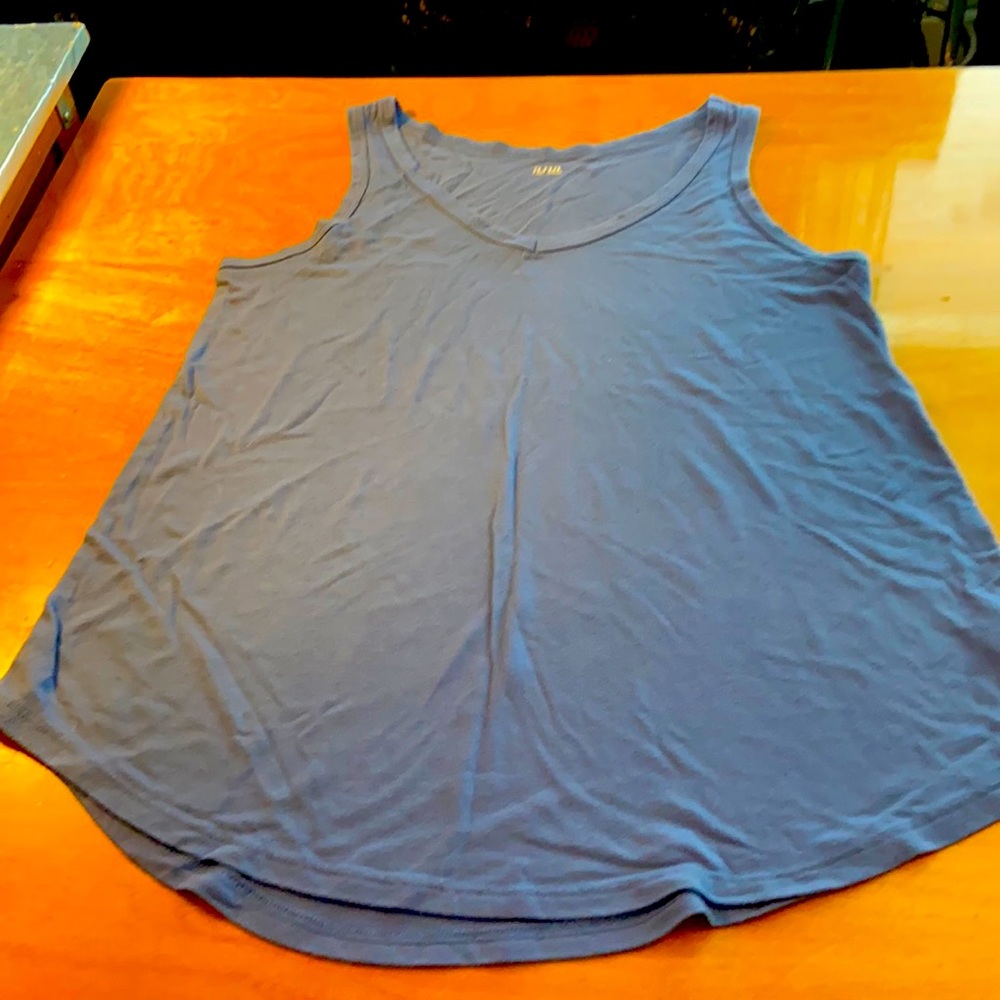Blue-grey tank
